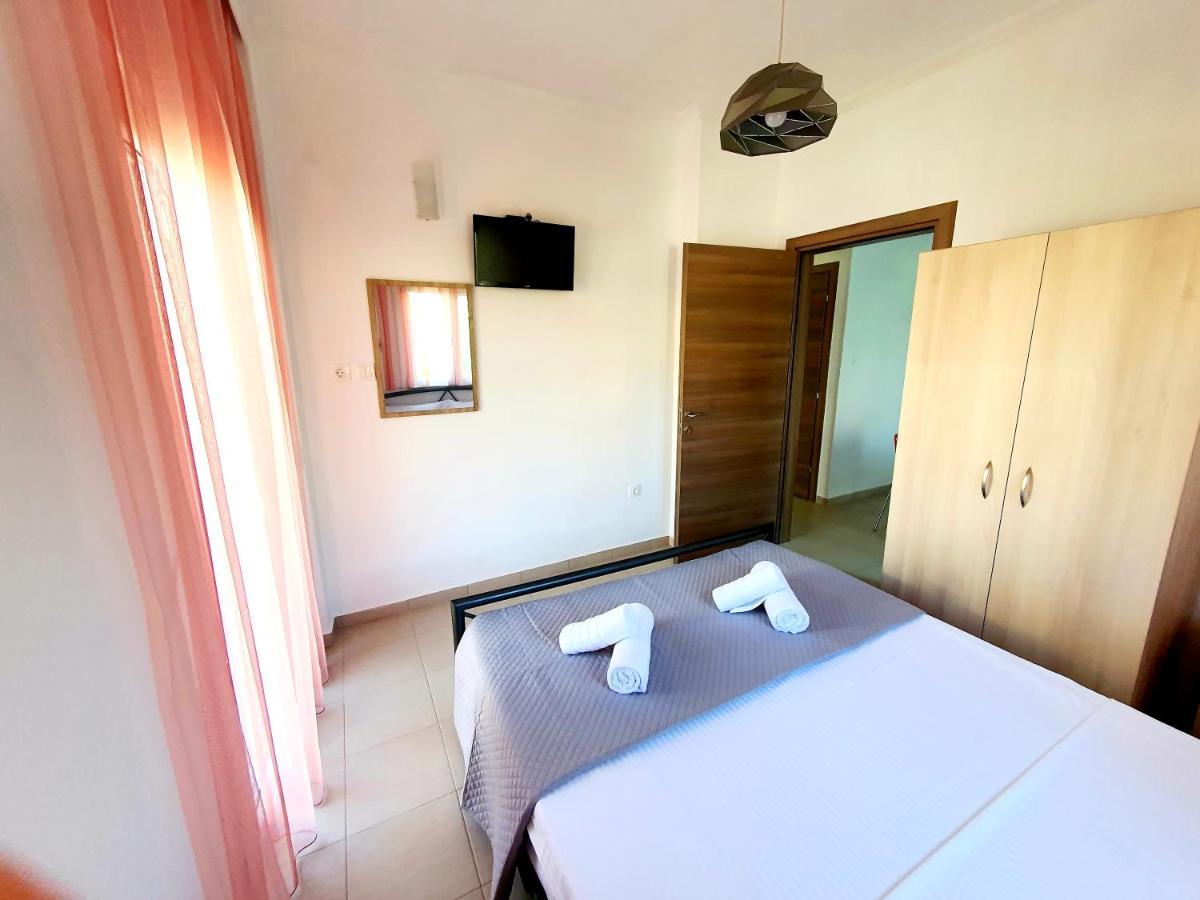 Cozy & Cool Apartment N1 30M From Sea Nea Kallikrateia 외부 사진
